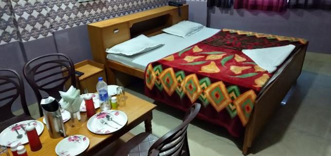 Hotel Vishal Palace Unnao Esterno foto