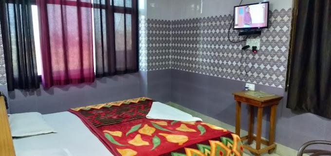 Hotel Vishal Palace Unnao Esterno foto